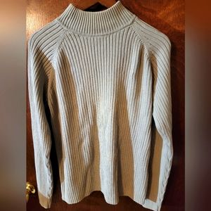 Men's Claiborne Sweater Size Large